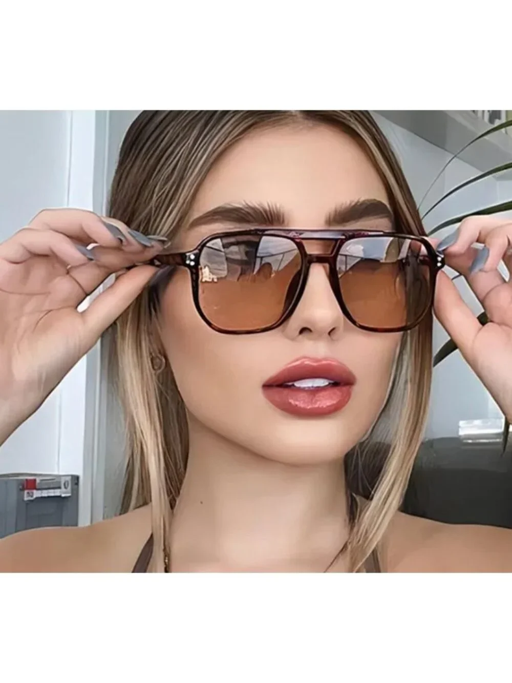 Brown Tortoiseshell Aviator Sunglasses With Brown Gradient Lenses